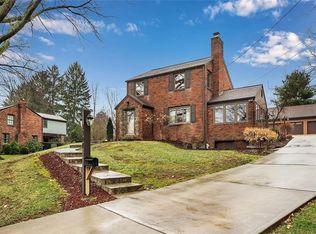 3308 Crestview Dr, Bethel Park, PA 15102