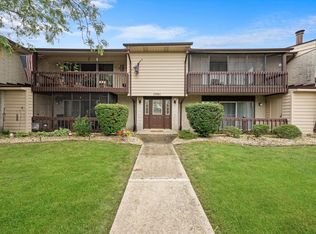 15701 Orlan Brook Dr UNIT 1, Orland Park, IL 60462