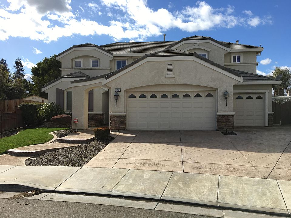 1st image of 671 Grand Teton Dr