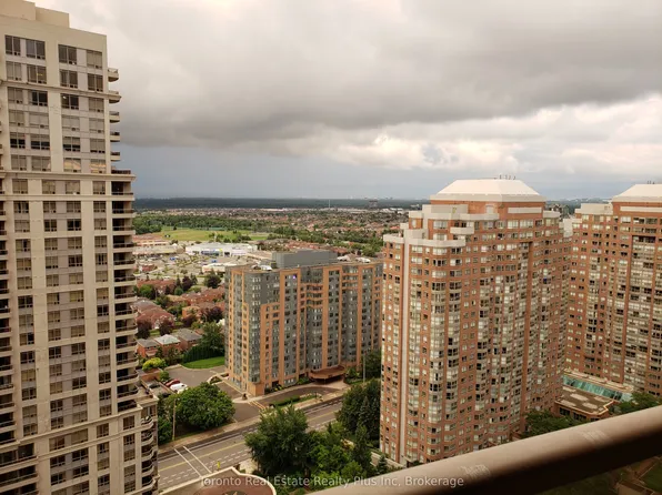 3888 Duke Of York Blvd, Mississauga, ON