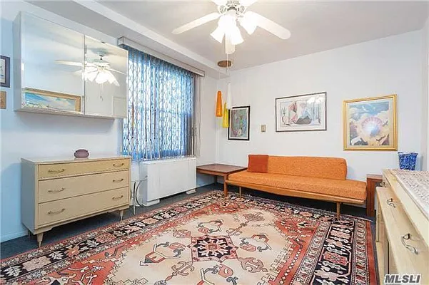 Sold by Douglas Elliman | media 32