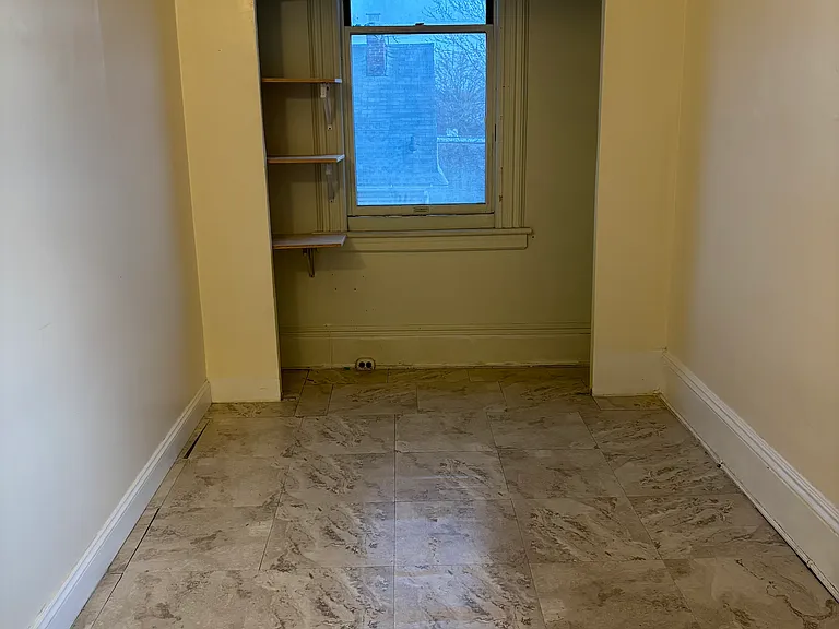 8514 76th St #2R — Photo 6