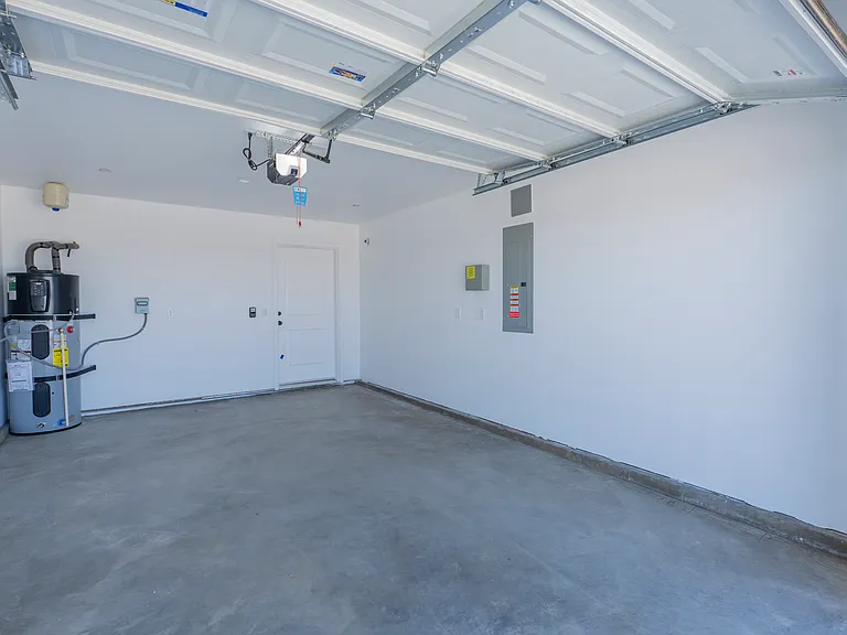 6211 Poppy Blvd — Photo 28
