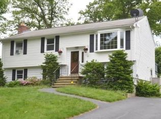 29 Christina Ave, Billerica, MA 01821