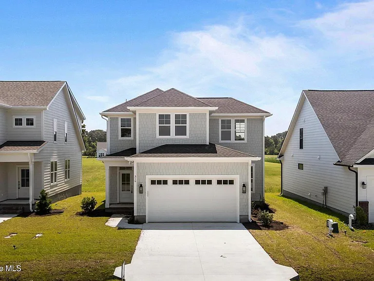 319 Taylorwood Dr — Photo 1