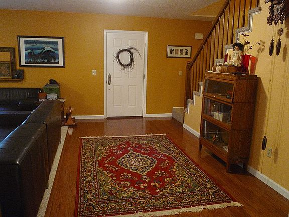 4th image of 501 E Silver Oak Dr
