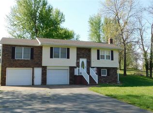 836 Freddie Ln, Lebanon, MO 65536