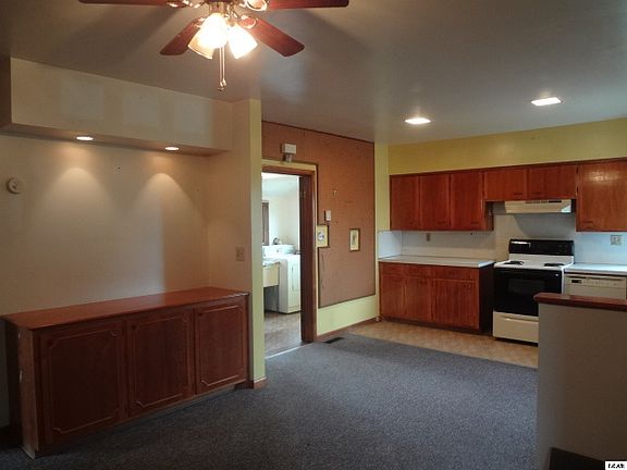 3rd image of 5951 W Us 223