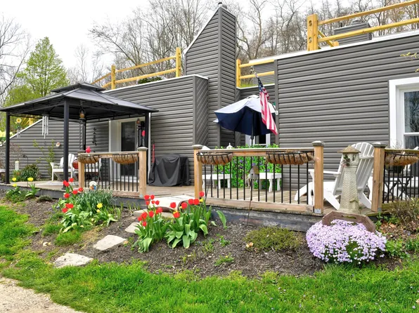 12933 Staddens Bridge Rd SE, Heath, OH 43056