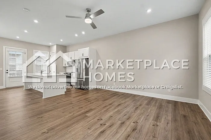 2 bed, 2.5 bath, 1360 sqft, $2,495 — Photo 4