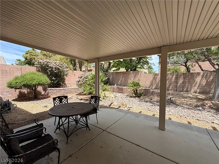 11240 Playa Bonita Ave — Photo 23