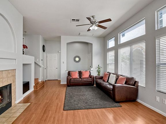 4th image of 11948 Cypress Canyon Rd Unit 3