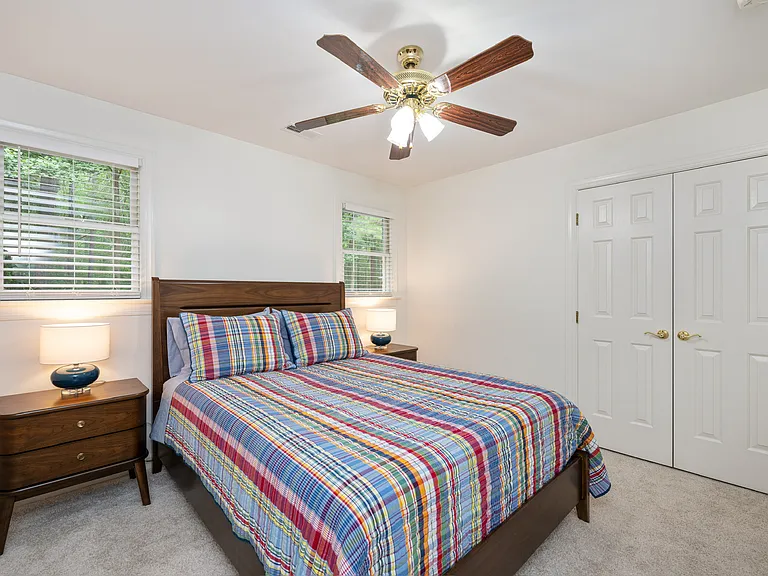 5808 Laurel Rock Ln — Photo 26
