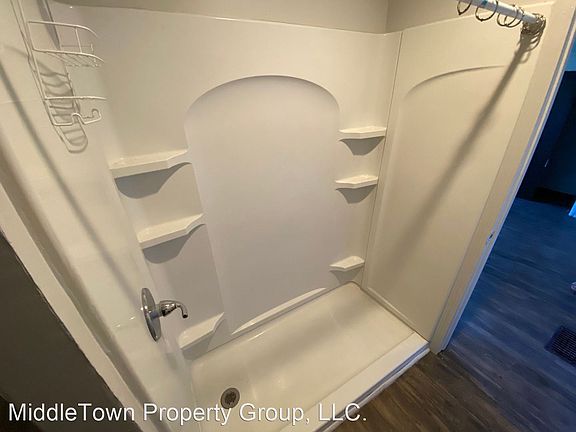 5th image of 710 N Walnut St #11358961