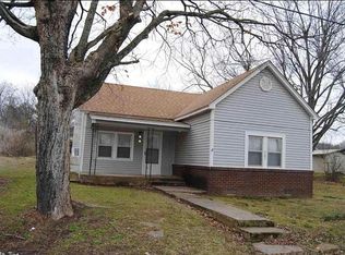 305 Walnut St, Marshall, AR 72650