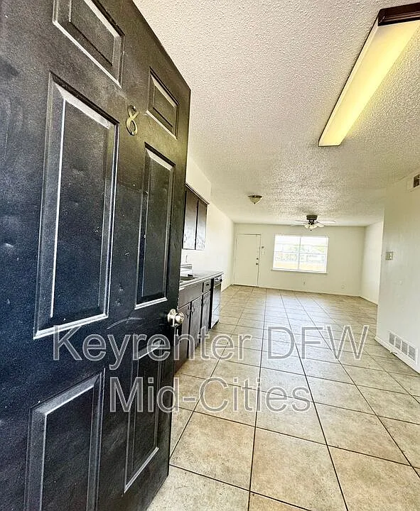 1117 Franklin Dr #8