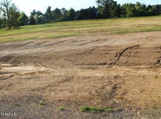 28 Chapel Hl, Holly Springs, MS 38635