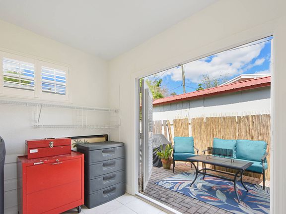 5th image of 1317 Dallas Ave