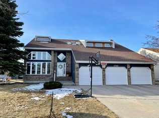 2710 28th Ave S, Fargo, ND 58103
