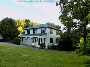 30 Straw Hat Cir, Kincaid, WV 25119