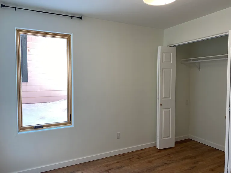 719 Main St — Photo 3