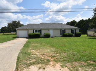 2730 Moon Rd, Loganville, GA 30052