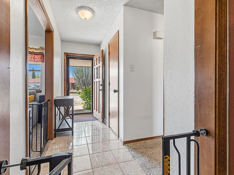3027 Los Robles — Photo 24