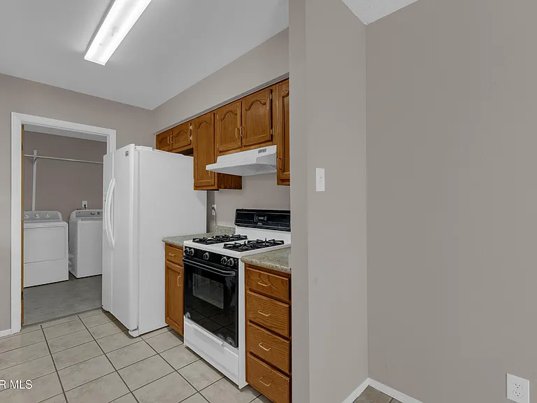 228 Caribe Cir — Photo 14