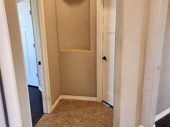4th image of 10820 NW 32nd Ter