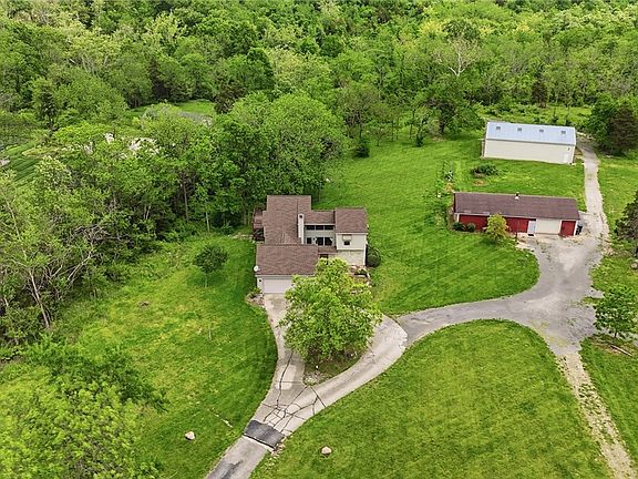 4th image of 4852 Eck Rd