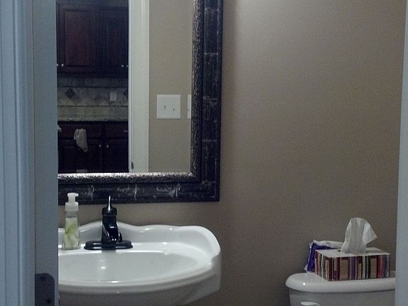 1/2 bath