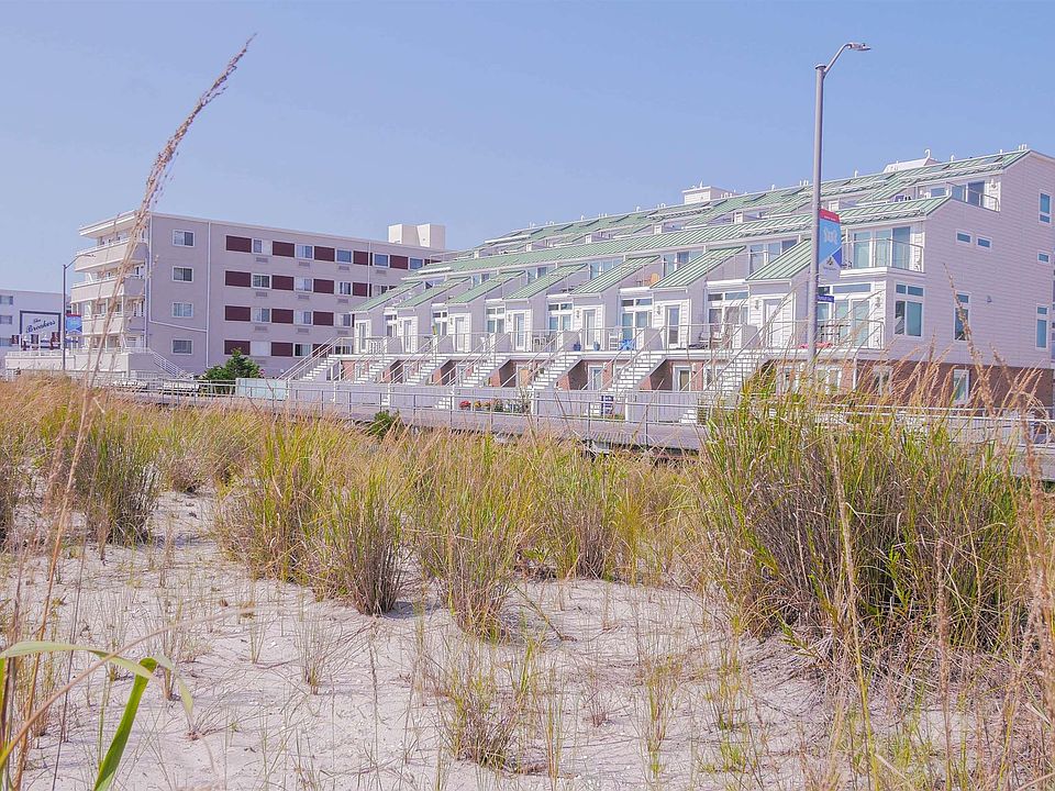 1st image of 5208 Boardwalk
