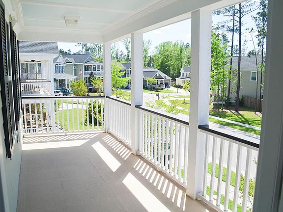 2nd image of 422 Brick Kiln Dr