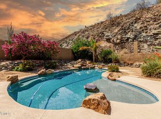 401 E Amber Ridge Way, Phoenix, AZ 85048