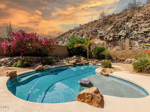 401 E AMBER RIDGE Way, Phoenix, AZ 85048