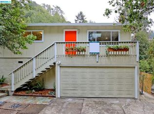 6625 Thornhill Dr, Oakland, CA