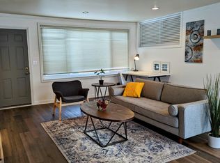 35960 Pinetree St, Livonia, MI 48150