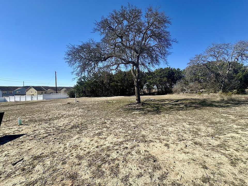 1st image of 704 N Sendero Rdg