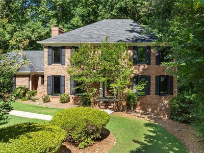 8090 River Cir, Sandy Springs, GA, 30350
