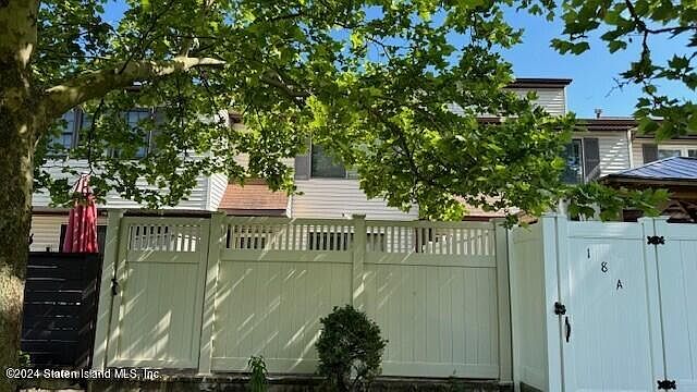 1st image of 20 Bunnell Ct #A