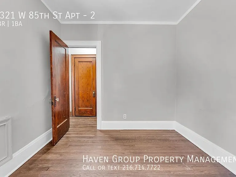1321 W 85th St #2 — Photo 15