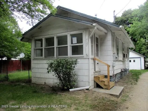 727 S Magnolia Ave, Lansing, MI 48912