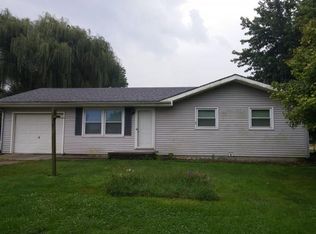 98 Plum Ct, Mattoon, IL