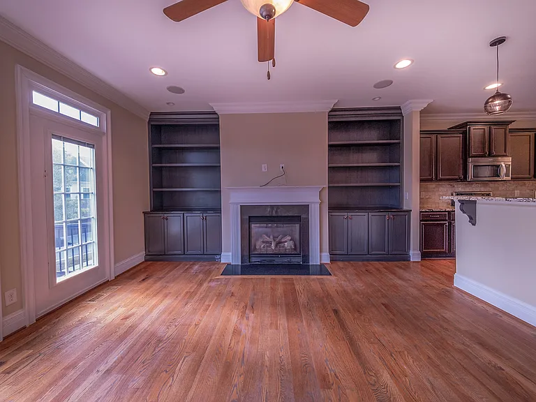 1032 Alemany St — Photo 17