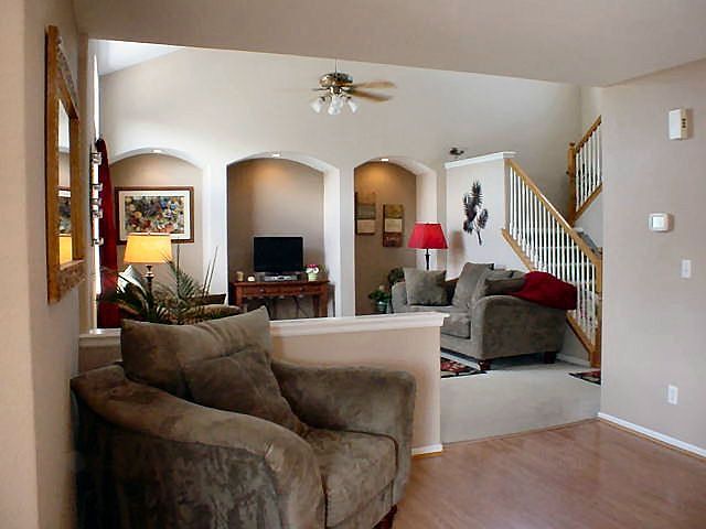 1st image of 736 Whispering Oak Dr