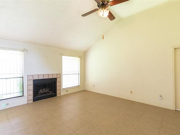 5th image of 3107 Southdown Dr