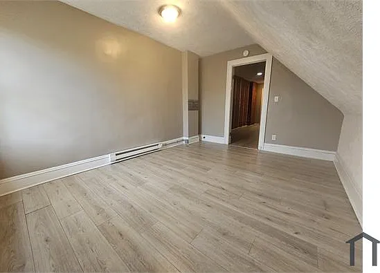 10317 Somerset Ave #RIGHT — Photo 29