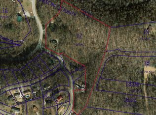 704 Norris Fwy, Rocky Top, TN 37769