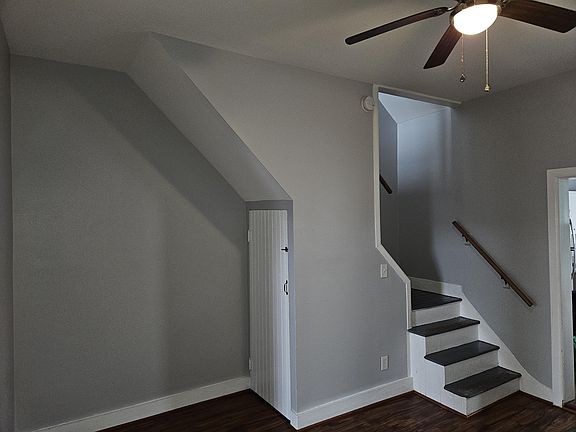 2nd image of 116 E South St #1