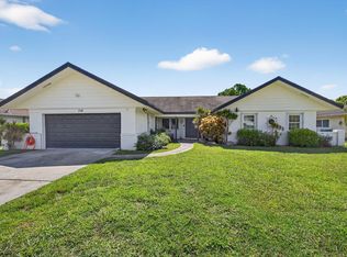 134 Meadowlark Dr, Royal Palm Beach, FL 33411